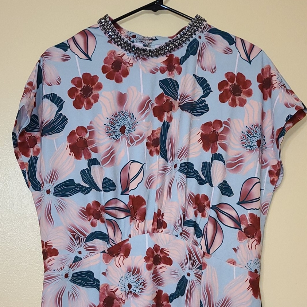 Bebe Open Back Floral Dress